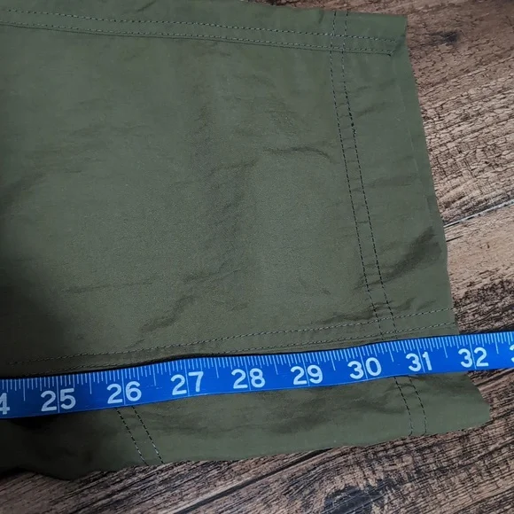Mountain Hardwear Mesa Cargo Pant UPF 50 Hiking Backpacking Size XL Forest Green